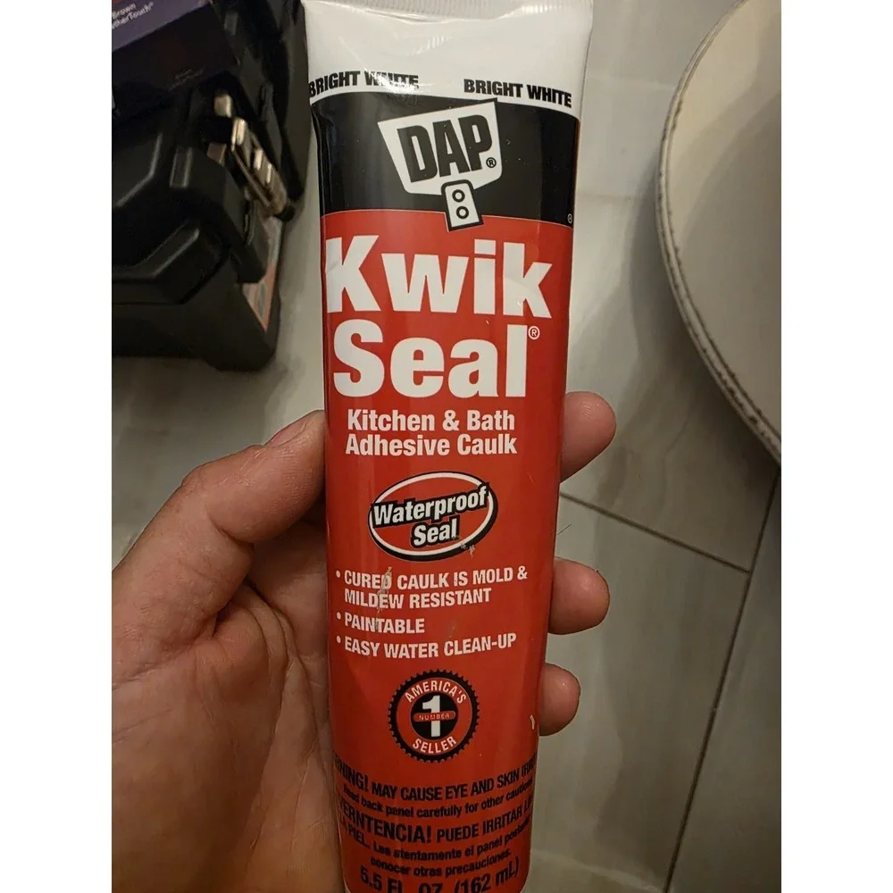 DAP Kwik Seal White 6oz ‎ 18001
